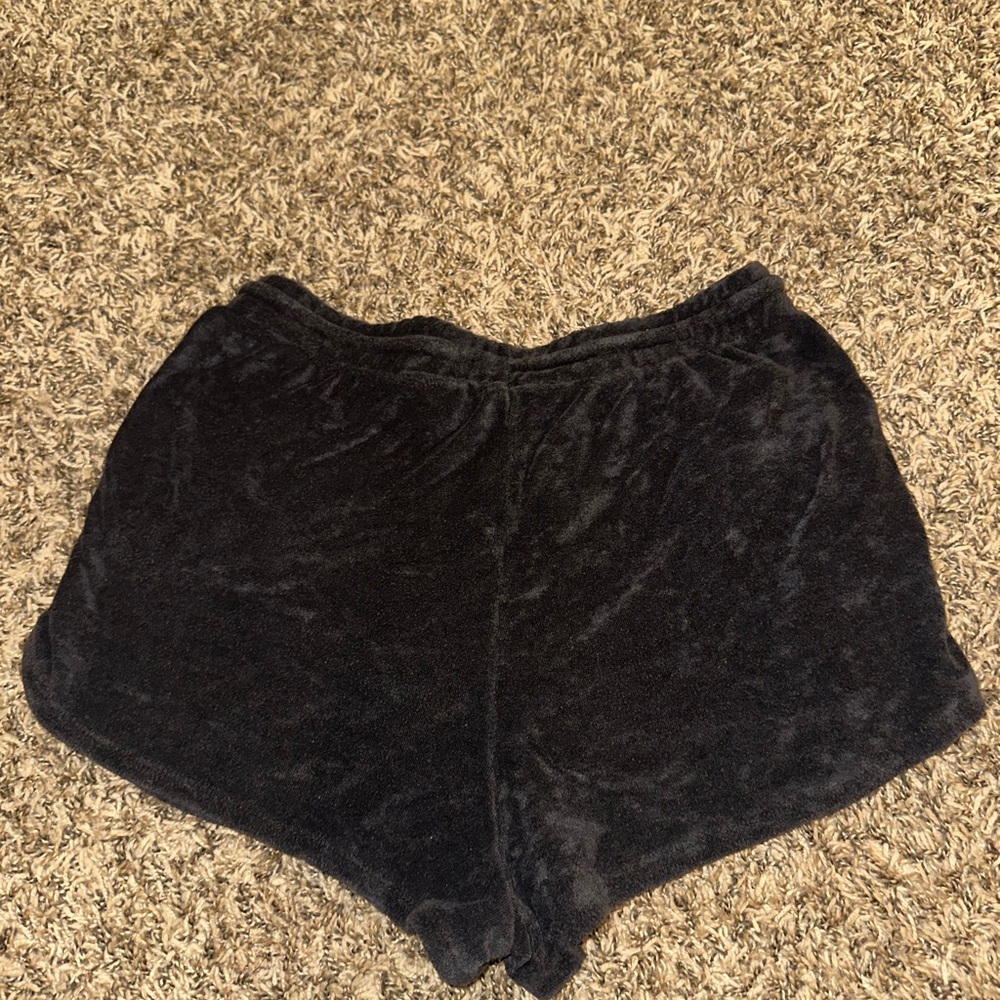 Cozy Black Lazy Wave Women's Shorts - Picture 2 of 2